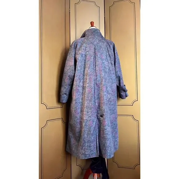 Vintage London Fog rain coat with flowers, size 10P - Picture 3 of 11